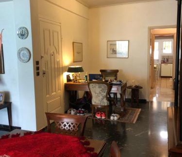 Kypseli House | Central Athens Double Room with Kitchen & Pet-Friendly Stay