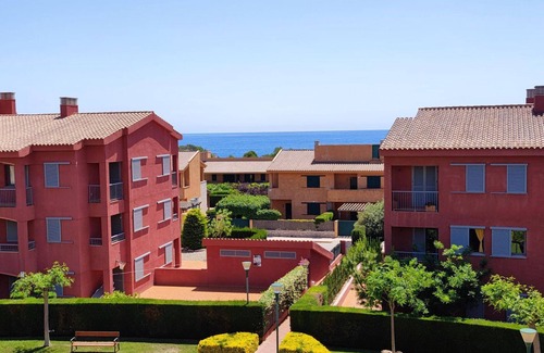Calafat Apartment | Spacious Apartment L'Ametlla de Mar with Pool & Spa Access