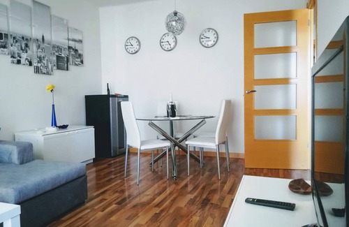 Vilanova I la Geltru Apartment | "Spacious 4 bedroom apartment in the center with terrace and elevator, near the sea"