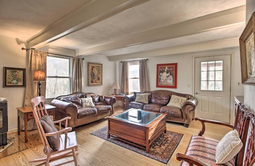 Faber House | Inviting Faber Home with Yard, Steps from the Winery