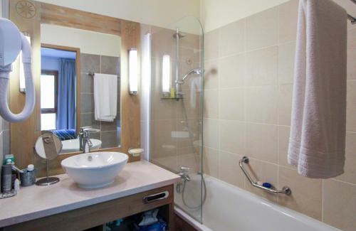 Flaine Apartment | Family-Friendly 2-Bed Retreat with Private Piste Access