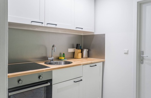 Prenzlauer Berg Apartment | Family-Friendly 2-Bedroom Apartment with Kitchen Amenities