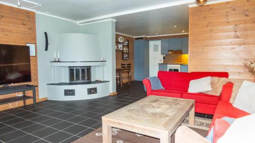 Hemsedal Apartment | Spacious Family Apartment in Hemsedal, Ski In-Out, Sauna, 30m from Skarsnuten hotell