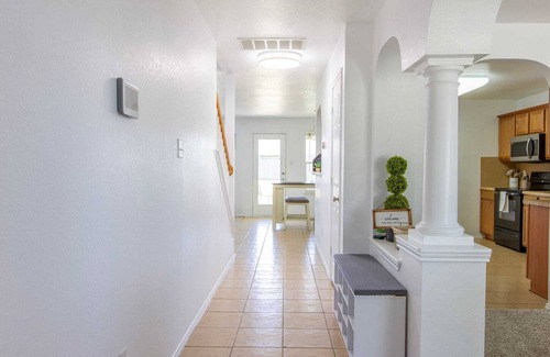 Killeen House | Family-Friendly Home with Large Yard & Spa Amenities