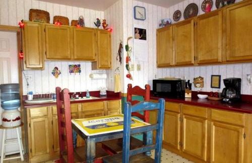 Diamond Valley House | Spacious Family-Friendly Log Cabin Rental for 14 Guests near Prescott, Arizona