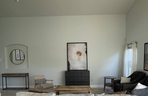 Provo House | Ideal Family Retreat Near BYU, UVU & Sundance with Pool