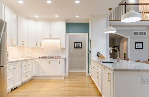 Prospect House | Family-Friendly Home in Louisville with Top Amenities