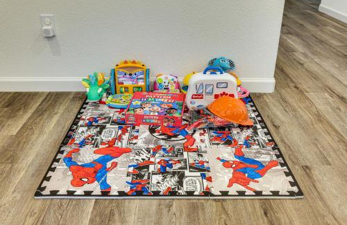 Stockton House | Comfortable Family Retreat in Stockton - Pets Welcome!