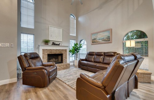 Encino Park House | Spacious Family Home with Patio in San Antonio!