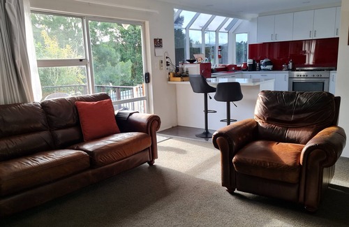 Orewa House | Family Retreat with Deck & Garden, Steps from the Beach
