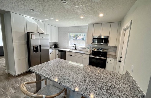 Longwood House | Family-Friendly Retreat with Private Pool - 10/10 Rating