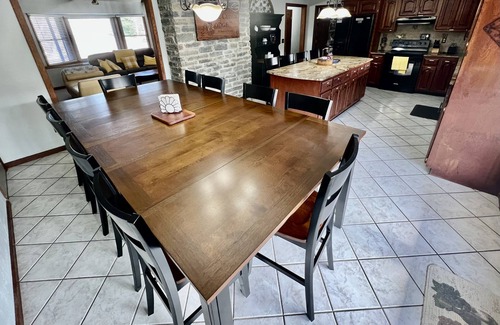 Keene House | Family Lodge with Solar Heated Pool & EV Charger - 10/10 Rated