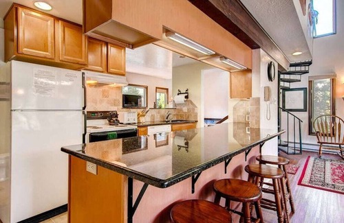 Four O'Clock Condo | Family Lodge Near Main St with Pool & 2 Cozy Fireplaces