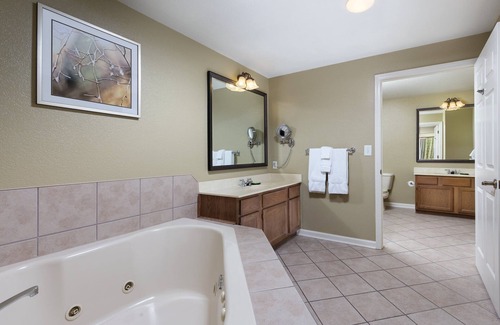 Sevierville Resort | Family-Friendly Resort near Titanic Museum & Dollywood