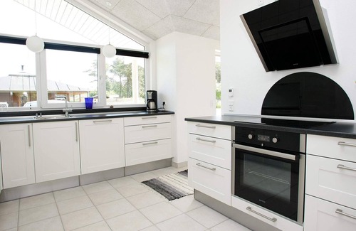 Hals House | Family-Friendly Holiday Home in Hals with Oceanfront Views