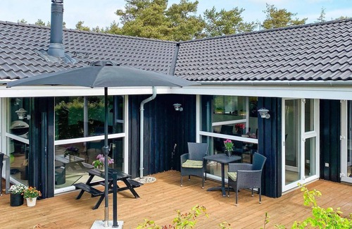 Hals House | Family-Friendly Holiday Home in Hals with Oceanfront Views