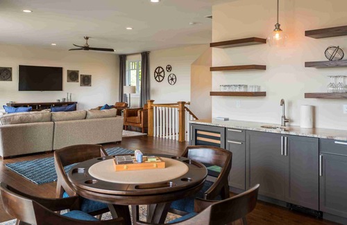 Harbor Springs House | Exceptional Family Retreat with Scenic Bay Views