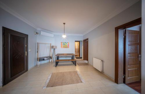 Gumussuyu Mahallesi Apartment | Spacious Flat, 4BR, 4ACs, Taksim, ülk 1