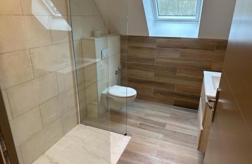 Troyes Apartment | Convenient Flat Near Railway Station, 9/10 Guest Rated