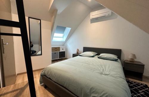 Troyes Apartment | Convenient Flat Near Railway Station, 9/10 Guest Rated