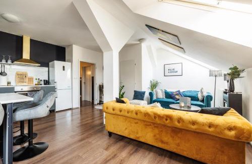 Smichov Apartment | Convenient Flat with Parking & Pet Friendly, Near Wenceslav