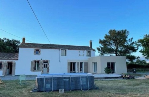 Les Clouzeaux Cottage | Inviting Gite with Spa, Pool Table, and Garden Oasis