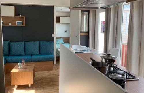 Saint-Brevin-les-Pins House | Relaxing Mobile Home with Ocean View & Private Pool
