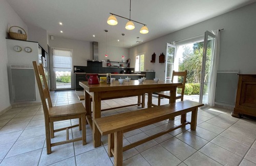 Domino House | Villa Saint-Georges-d'Oléron: Oceanfront Retreat for Families