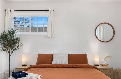 White Oak House | Family-Friendly 4BR Retreat Near DC Attractions!
