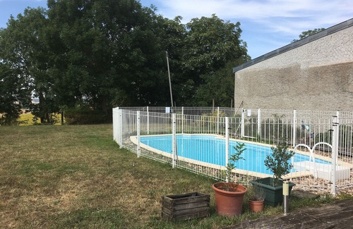Athienville Cottage | Gite Athienville: Ideal for Families with Pool & Spa