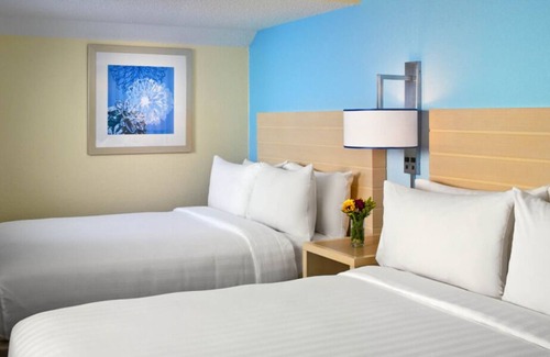 Somers Point House | Spacious Good-Value Accommodation! w/ Pool, Pet-Friendly, Near Surf Road Beach