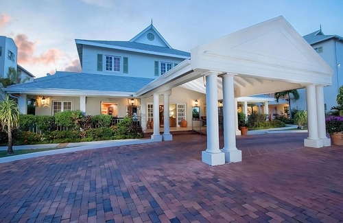 Rodney Bay Apartment | Budget-Friendly Stay with Pool, Spa & Free Parking!
