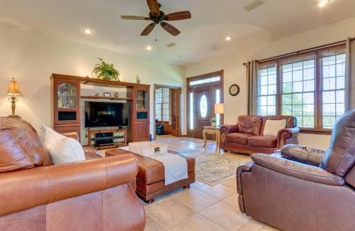 Greenbrier House | Inviting Greenbrier Vacation Rental Set on Scenic 4 Acres