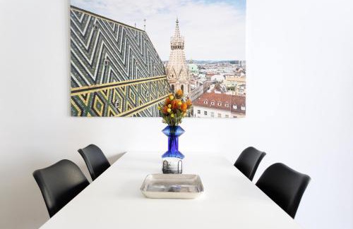Margareten Apartment | Spacious Group Apartment with Balcony