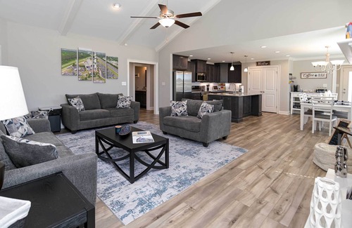 Hazel Green House | Inviting Hazel Green Retreat with Yard & Cozy Fireplace