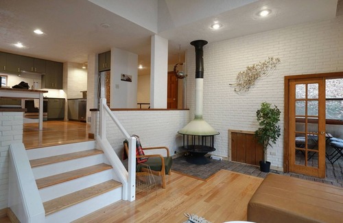 Athens House | Discover a Hidden Gem in Athens, OH with Pool & Pet Perks