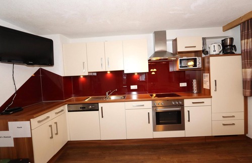 Zillertal Apartment | Inviting Holiday Apartment in Aschau Near Ski Areas