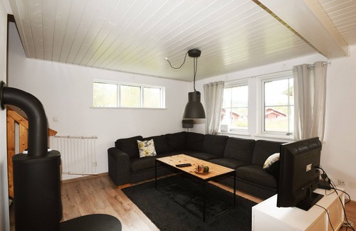 Syssleback House | Inviting Holiday Home with Oceanfront View at Branäsberget