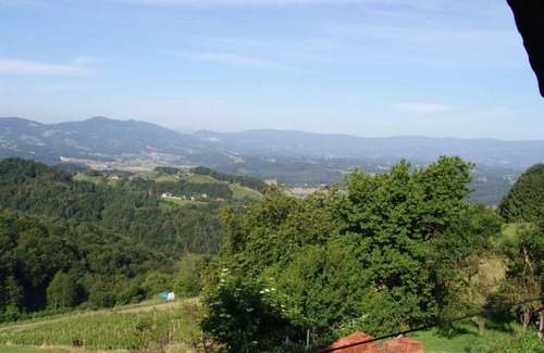 Eichberg-Trautenburg House | Perfect Holiday Home: Pet-Friendly with Pool & Breakfast