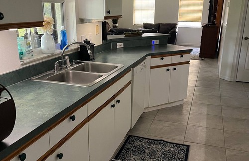 Lady Lake House | Relaxing Country Home Minutes from The Villages with Spa
