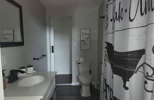 Lima House | Cozy Retreat: Your Home Away from Home for Families