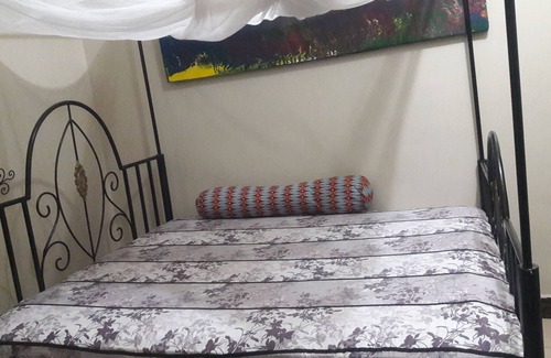 Dar es Salaam House | Family-Friendly Home with Kitchen for Memorable Getaways