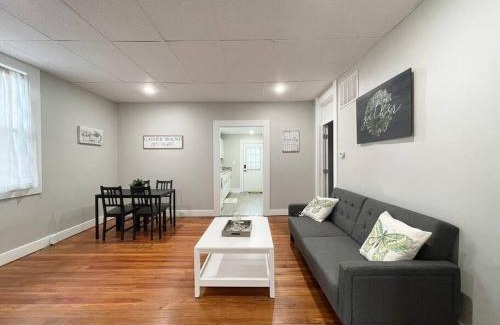 Franklin House | Cozy Downtown Franklin Home for Your Getaway