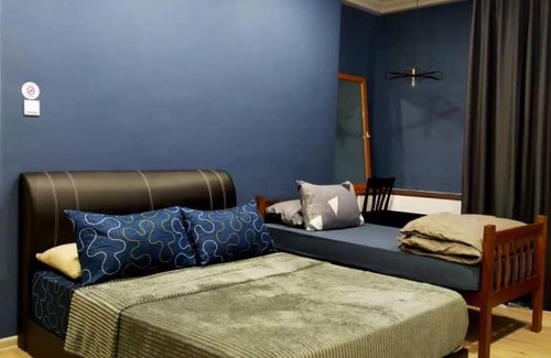 Kuching Apartment | Modern Retreat in Kuching City Center with Pool Access