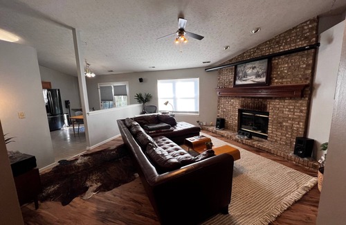 West Lafayette House | Cozy Retreat Near Purdue with Spa and Hot Tub Access