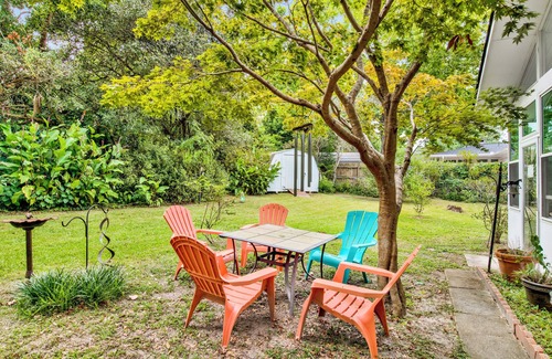 Spanish Fort House | Pet-Friendly Retreat with Garden and Family Amenities
