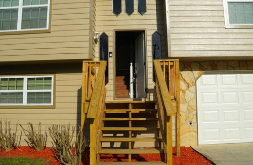 Lithia Springs House | Comfortable Home Near Atlanta with Spa and Family Amenities