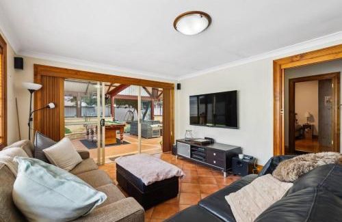 Camden Park House | Family-Friendly Retreat Steps from Glenelg's Beaches