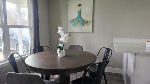 Montopolis House | Family-Friendly Home Steps from Downtown - Rated 10/10
