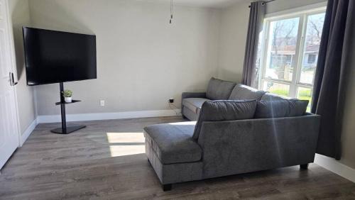 Montopolis House | Family-Friendly Home Steps from Downtown - Rated 10/10